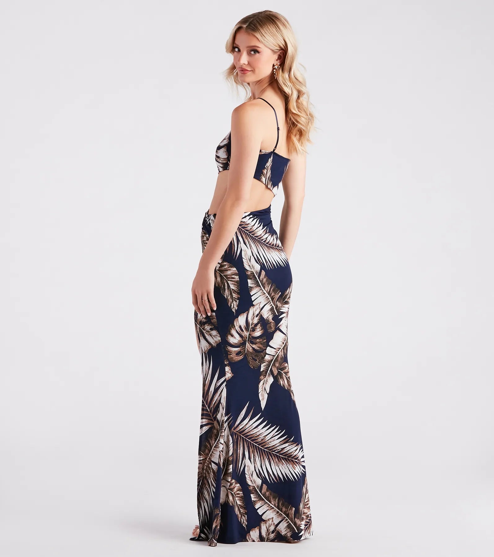 Time To Escape Tropical Print Maxi Dress