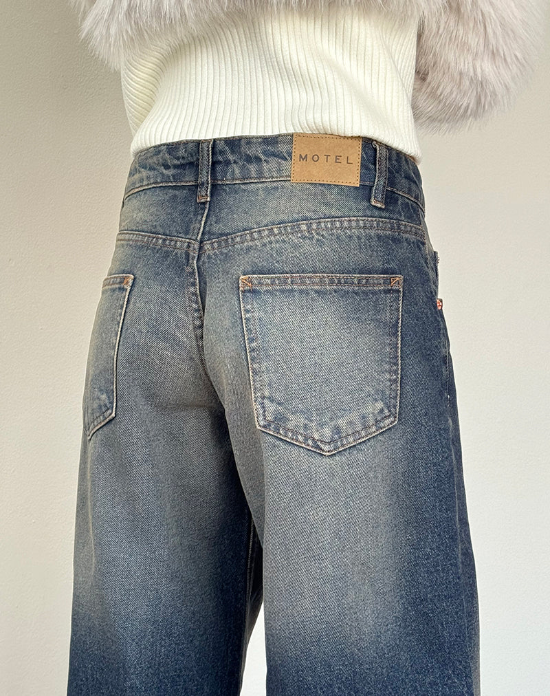 Roomy Extra Wide Low Rise Jeans in Amber Wash